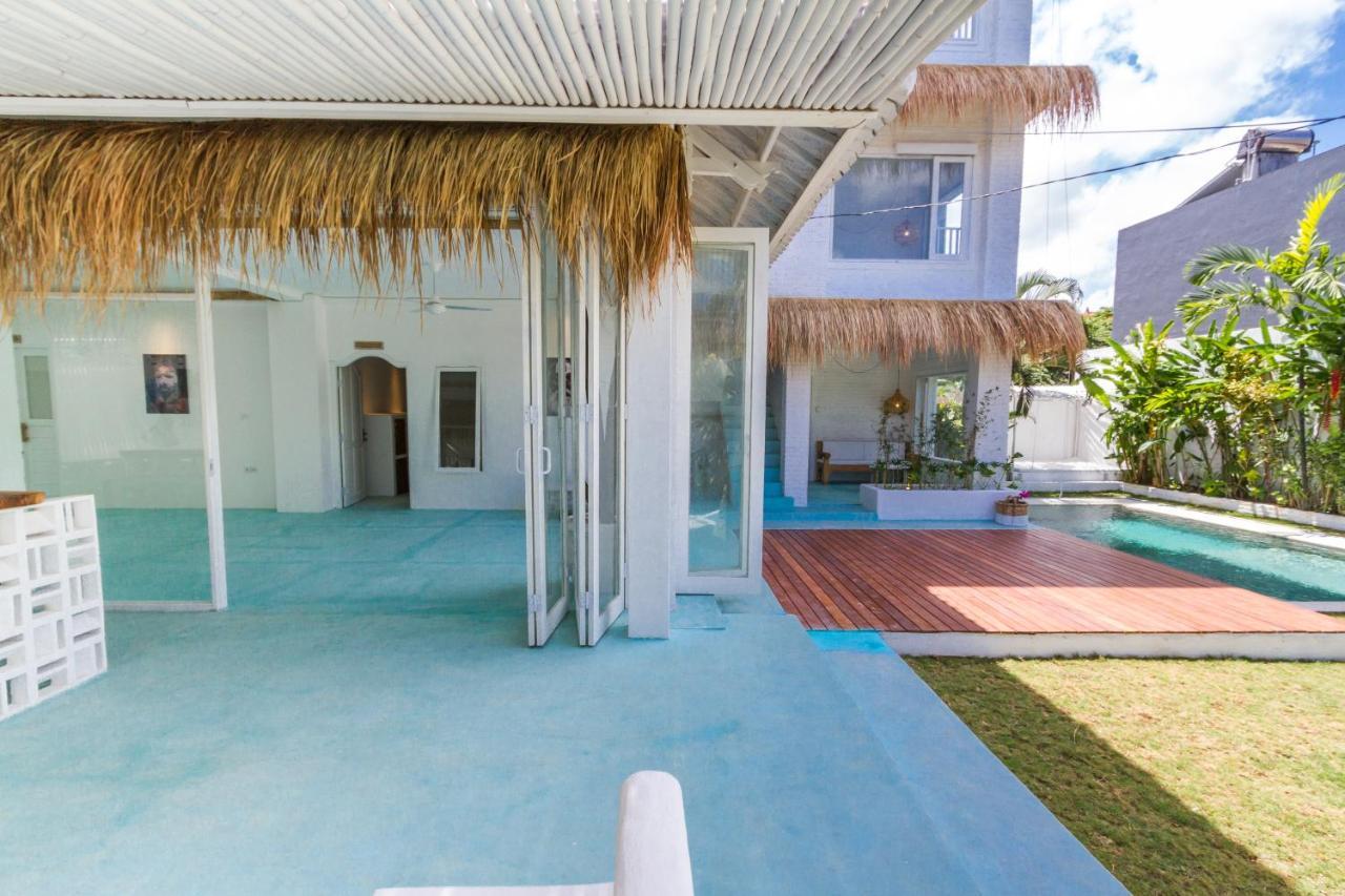Guru Canggu Exteriör bild