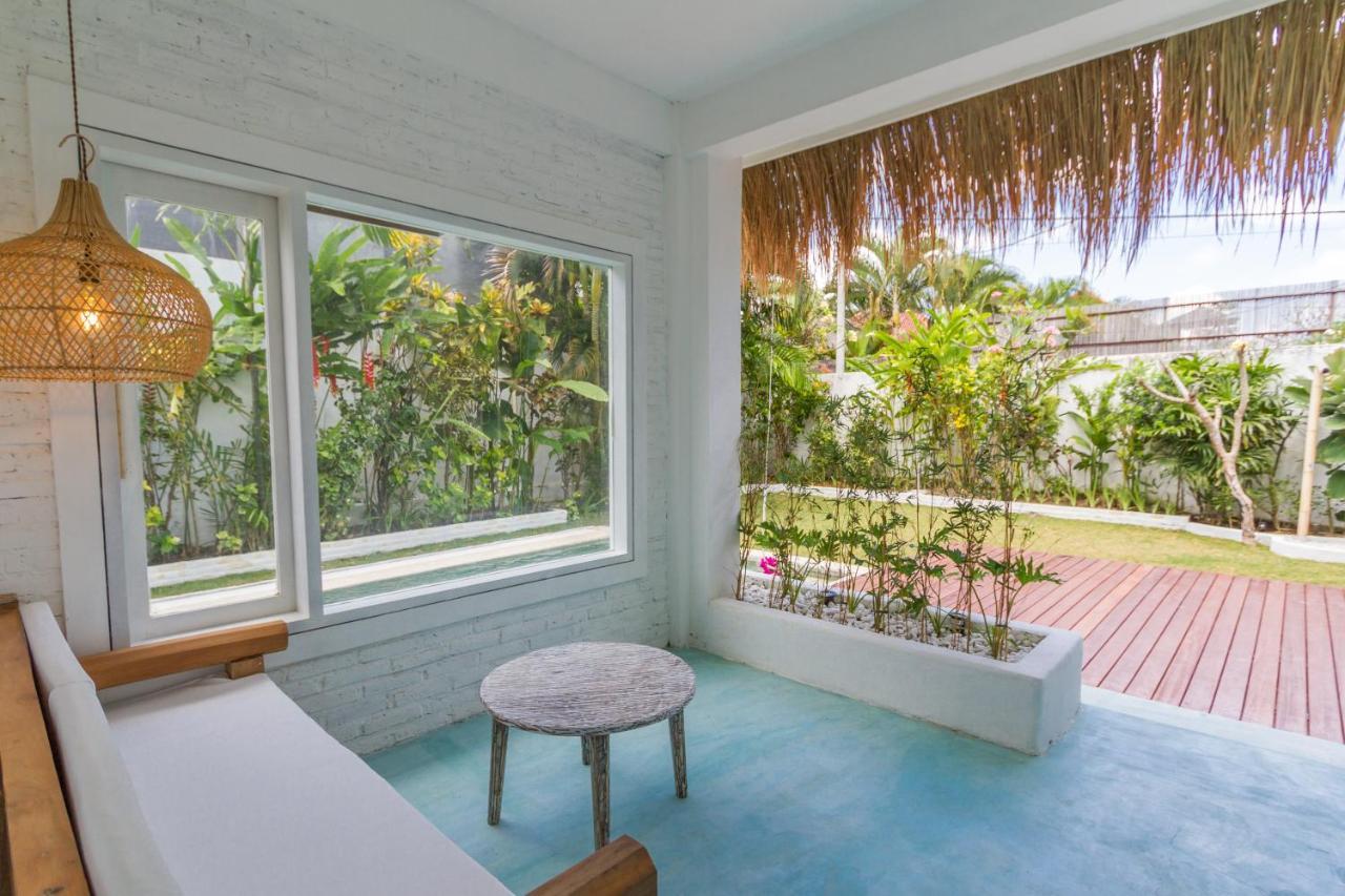Guru Canggu Exteriör bild