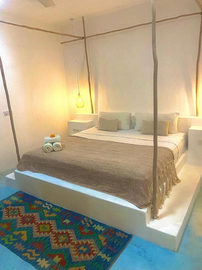 Guru Canggu Exteriör bild